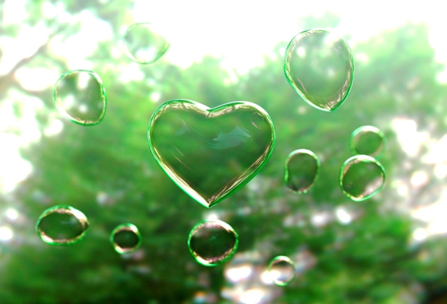 Τα άστρα την Πέμπτη, με τον Ερμή στον Καρκίνο.