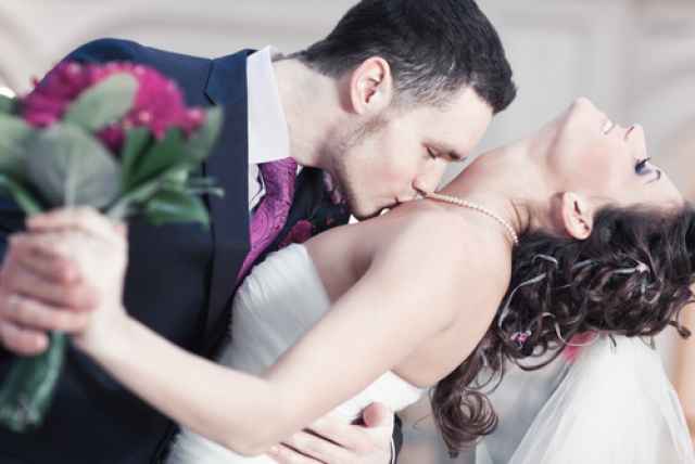 Επιλέξτε τη σωστή ημερομηνία γάμου το 2019, 2020 με βάση την αστρολογία